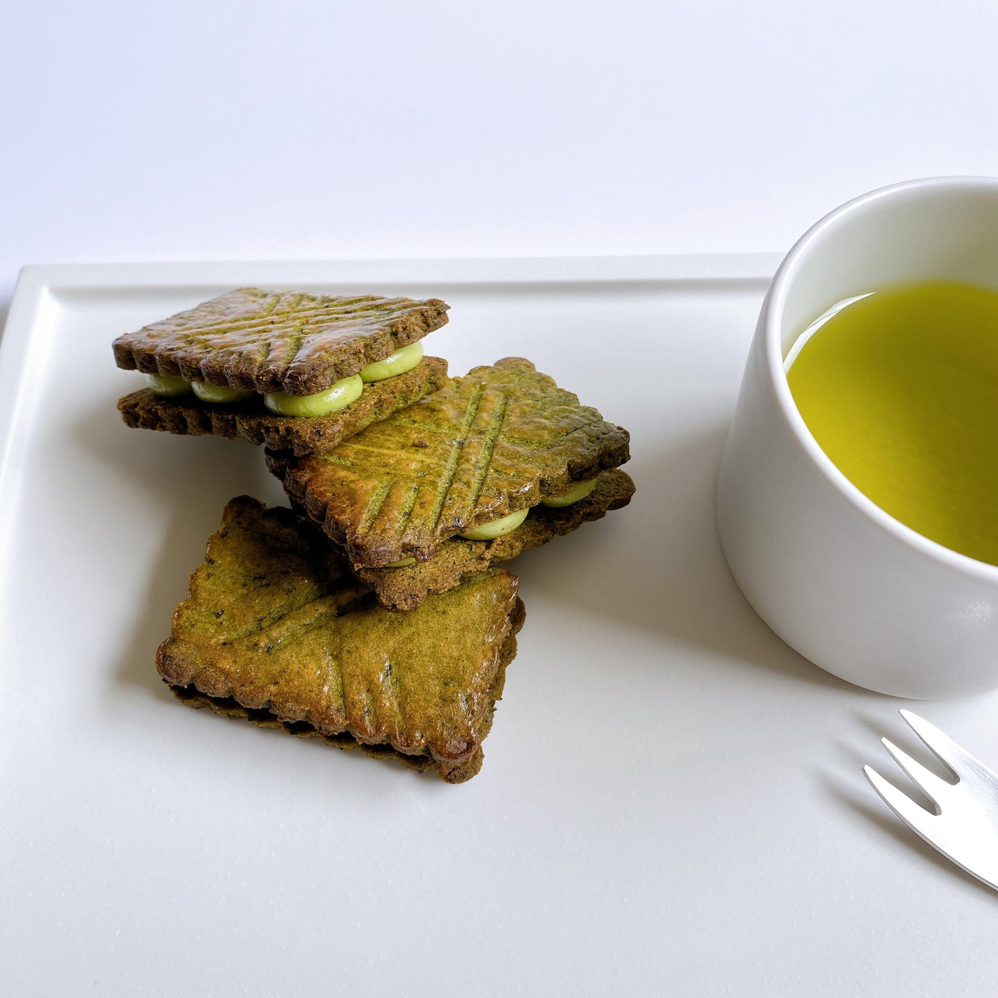 
                  
                    【低糖質】緑茶のチーズバターサンド
                  
                